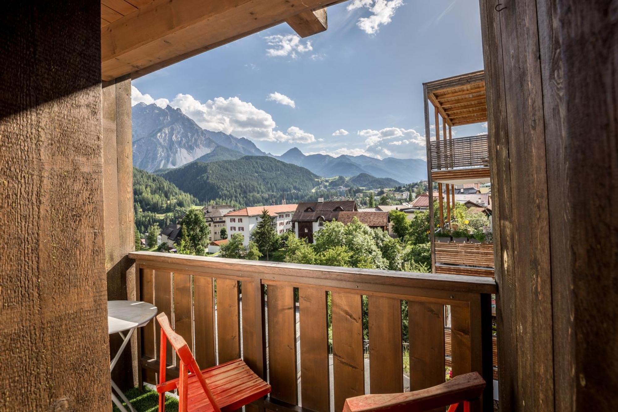 Apartament Chasa Gisep Scuol Zewnętrze zdjęcie