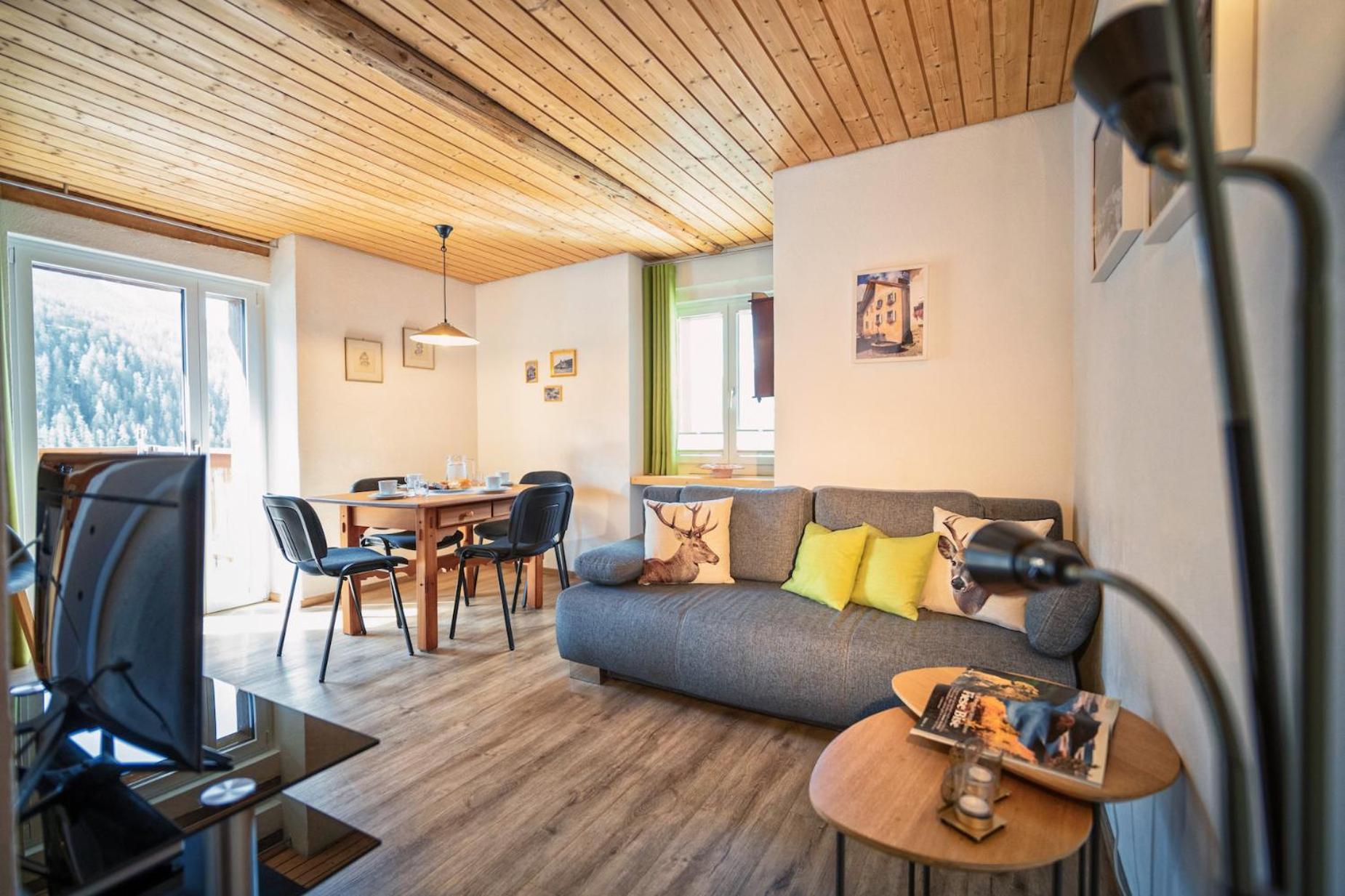 Apartament Chasa Gisep Scuol Zewnętrze zdjęcie